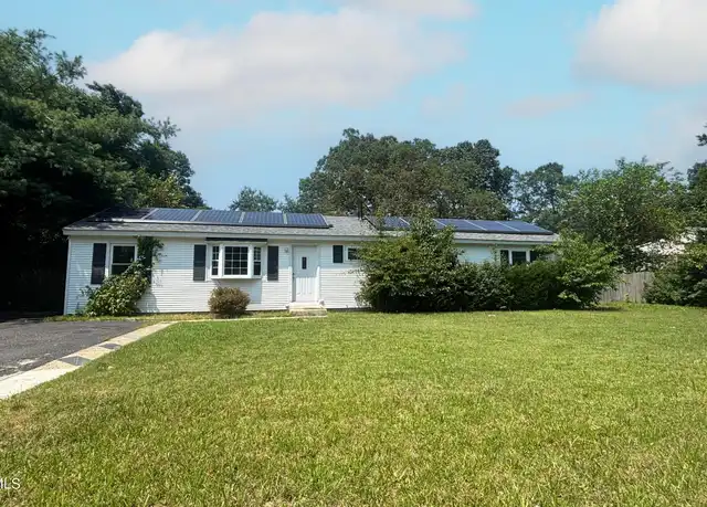 Property at 26 Brookside Dr, Howell, NJ, 07731, 3 beds, 2 baths, [object Object]