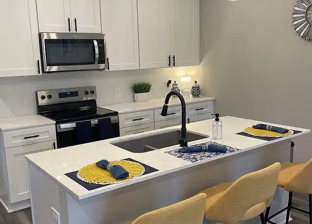 Property at Greenwood Townhomes - 11250 S Hagan St, Olathe, KS, 66062, 2 beds, 3.5 baths, [object Object]