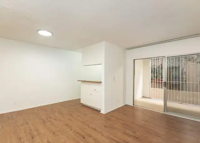 Property at Reeves Towers - 257 S Reeves Dr, Beverly Hills, CA, 90212, 1 bed, 1-1.5 bath, [object Object]