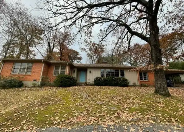 Property at 116 Valleyview St, Hot Springs National Park, AR, 71901, 3 beds, 3 baths, [object Object]