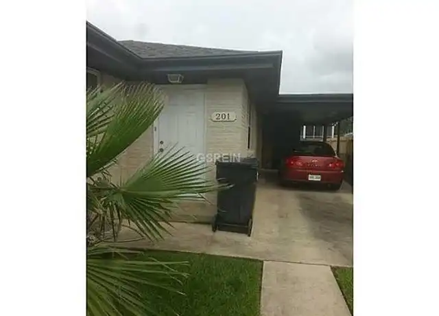 Property at 201 16th St, New Orleans, LA, 70124, 2 beds, 1 bath, [object Object]