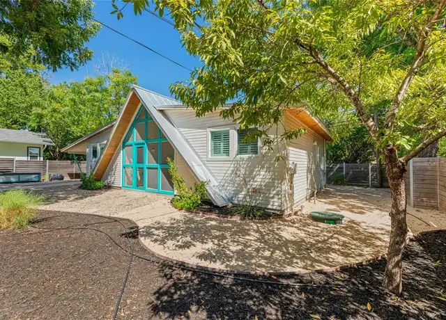 Property at 3901 Cherrywood Rd Unit B, Austin, TX, 78722, 2 beds, 2 baths, [object Object]