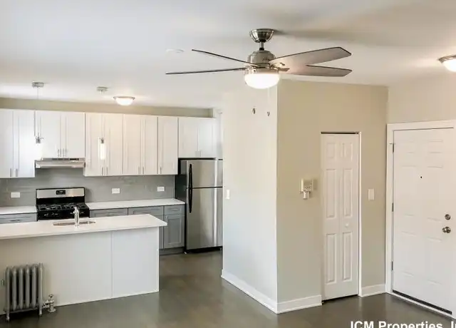 Property at 2000 W Foster Ave, Chicago, IL, 60625, 2 beds, 1 bath, [object Object]
