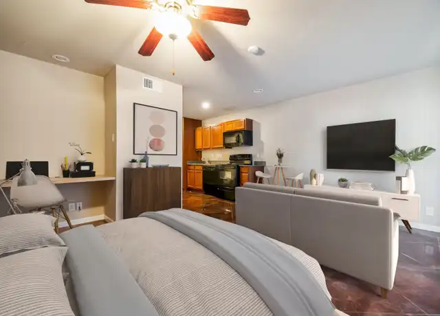 Property at 301 W 38th St Unit 204, Austin, TX, 78705, 0 beds, 1 bath, [object Object]