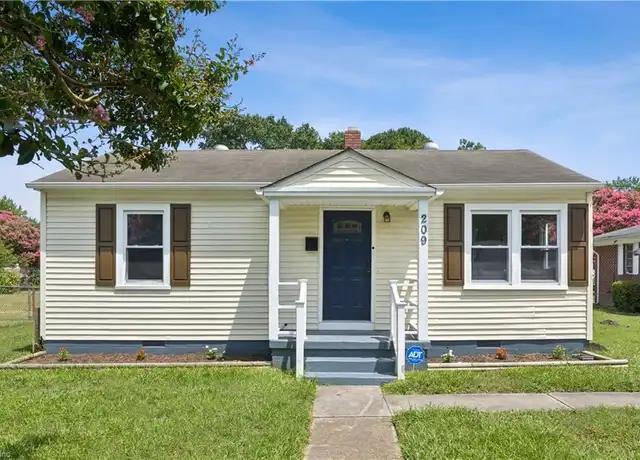 Property at 209 Woodstock St, Portsmouth, VA, 23701, 3 beds, 2 baths, [object Object]