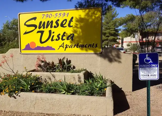 Property at Sunset Vista Apartments - 5909 E Golf Links Rd, Tucson, AZ, 85711, 1 bed, 1 bath, [object Object]