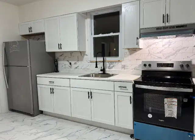 Property at 11 Scotland St Unit 1, Ansonia, CT, 06401, 2 beds, 1 bath, [object Object]