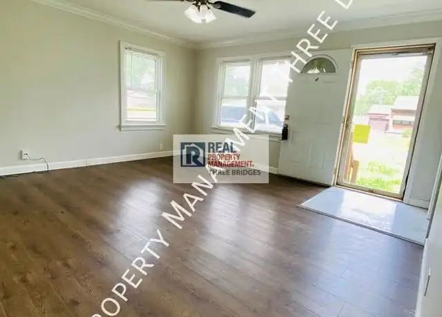 Property at 772 Loekes Dr, Florissant, MO, 63031, 2 beds, 1 bath, [object Object]