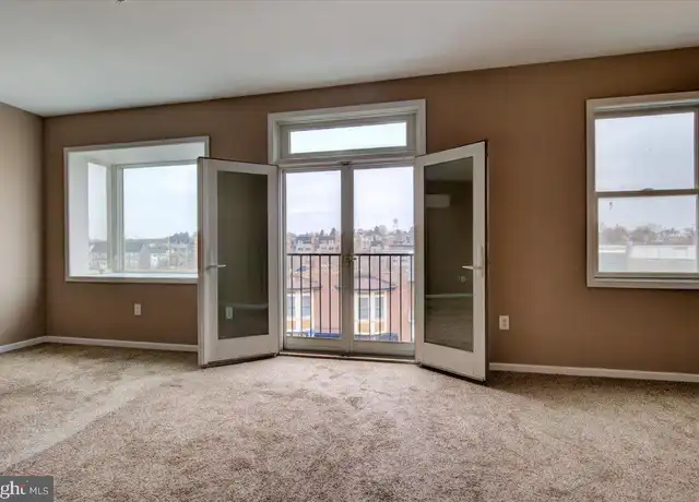 Property at 316 Bridge St Unit I, Phoenixville, PA, 19460, 1 bed, 1 bath, [object Object]