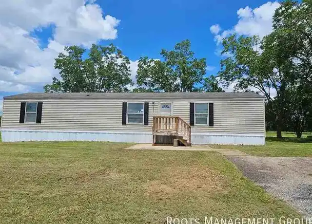 Property at 2710 W Oakridge Dr Unit 7, Albany, GA, 31721, 3 beds, 2 baths, [object Object]