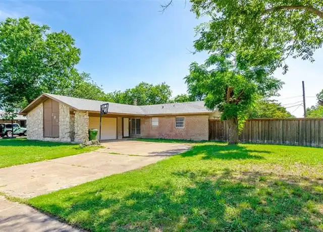 Property at 1018 Vegas Dr, Garland, TX, 75042, 4 beds, 2 baths, [object Object]