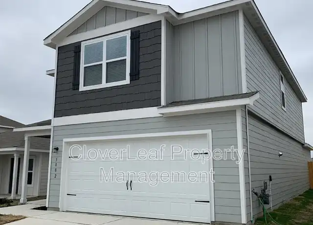 Property at 3882 Trail de Paris, New Braunfels, TX, 78132, 5 beds, 2.5 baths, [object Object]