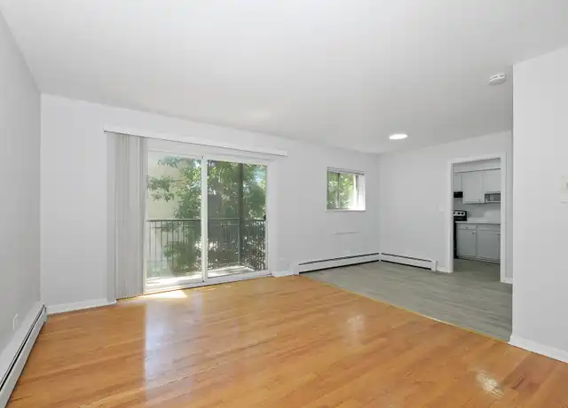 Property at 10360 S Walden Pkwy Unit 103602a, Chicago, IL, 60643, 2 beds, 1.5 baths, [object Object]