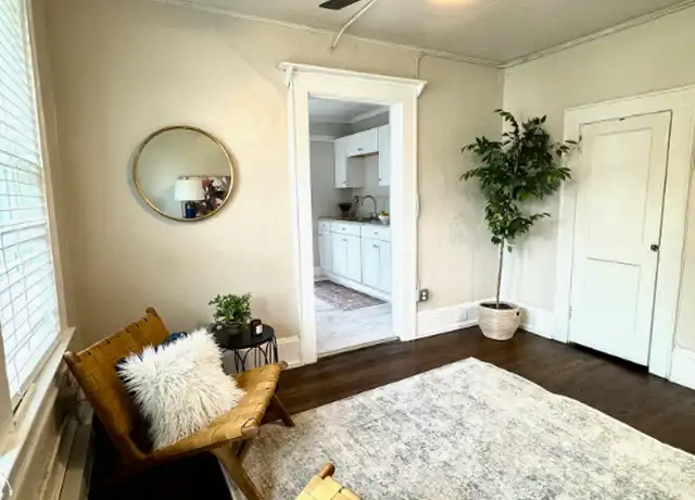 Property at 406 Montgomery St, Johnson City, TN, 37604, 2 beds, 1 bath, [object Object]