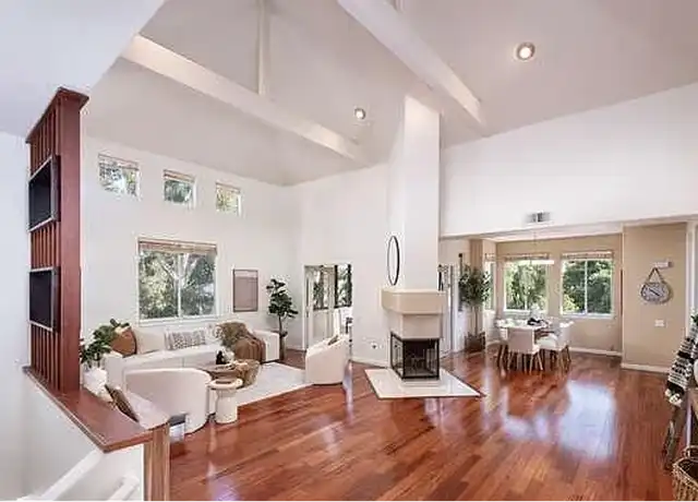 Property at 808 Lakeshore Dr, Redwood City, CA, 94065, 2 beds, 2 baths, [object Object]