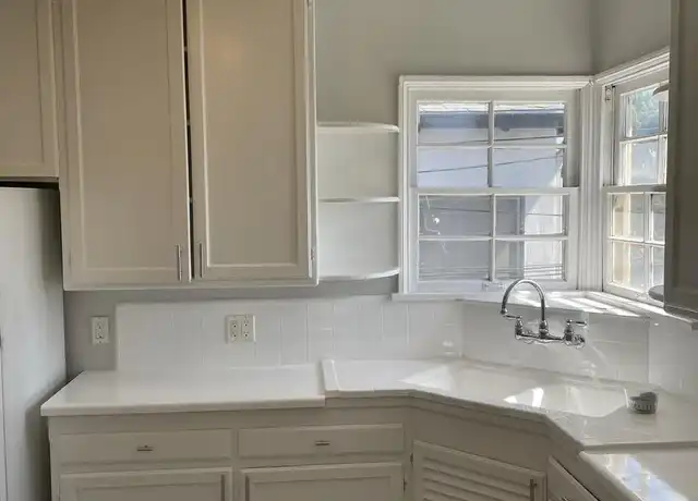 Property at 2669 Waverly Dr, Los Angeles, CA, 90039, 2 beds, 1 bath, [object Object]