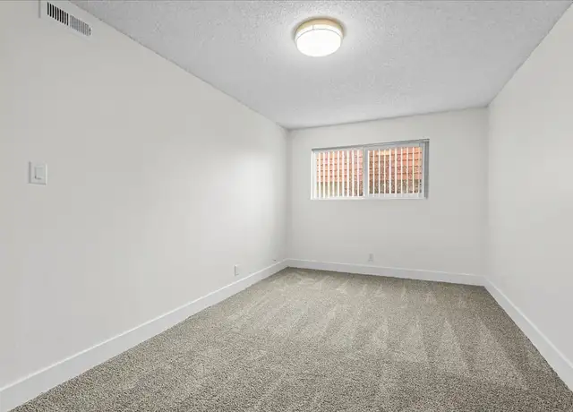 Photo of 690 Robinhood Dr, Reno, NV 89509