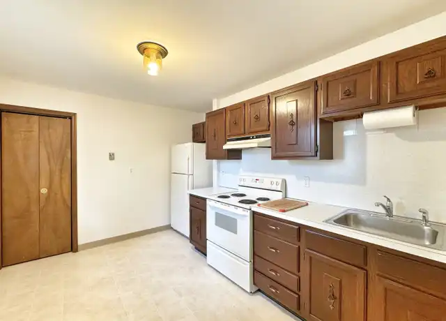 Property at 3 Union Park S Unit 2, Norwalk, CT, 06850, 1 bed, 1 bath, [object Object]