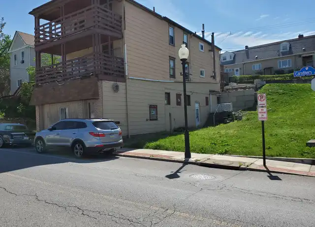 Property at 602 Carothers Ave Unit 1 First Floor, Carnegie, PA, 15106, 2 beds, 1 bath, [object Object]