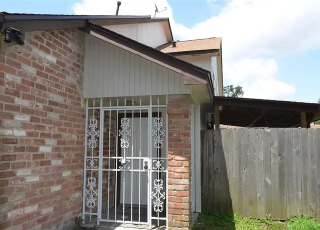 Property at 12203 Wild Pine Dr Unit C, Houston, TX, 77039, 3 beds, 2.5 baths, [object Object]
