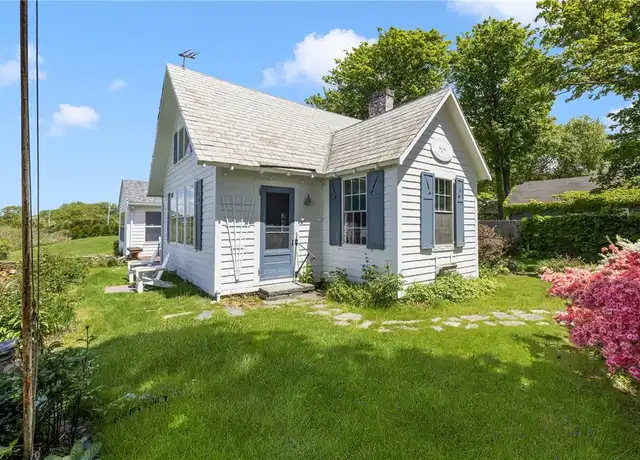 Property at 10 Casey Ct, Newport, RI, 02840, 3 beds, 2.5 baths, [object Object]