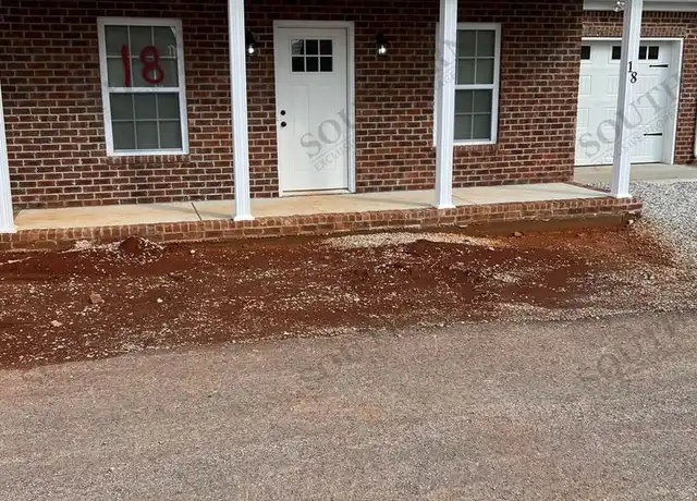 Property at 103 Skees Rd Unit 17, Bowling Green, KY, 42104, 2 beds, 2 baths, [object Object]