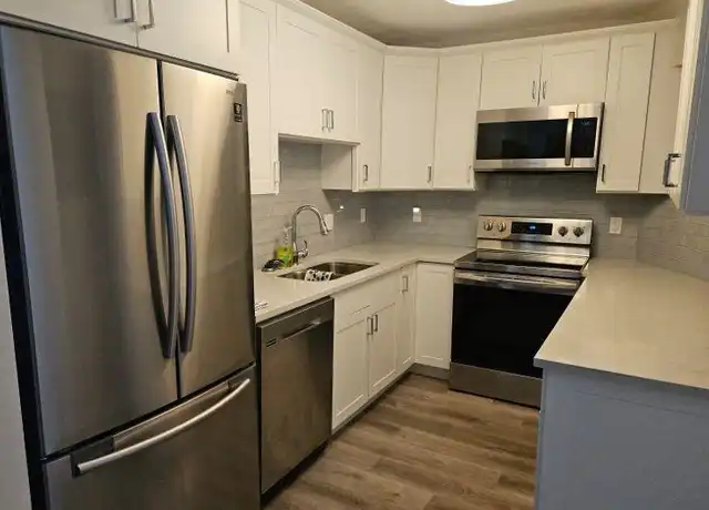 Property at 3220 Bayview Dr #114, Fort Lauderdale, FL, 33306, 1 bed, 1 bath, [object Object]