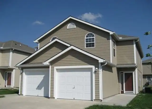 Property at 1645 SW Shelby Dr Unit 1645, Lee's Summit, MO, 64081, 3 beds, 2.5 baths, [object Object]