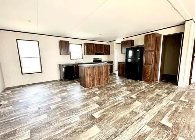 Property at 850 Private Road 701, Stephenville, TX, 76401, 3 beds, 2 baths, [object Object]