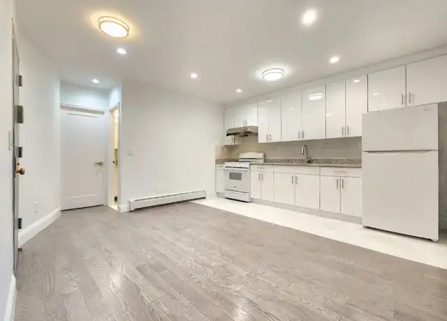 Property at 76-12 Woodside Ave Unit 1A, Queens, NY, 11373, 2 beds, 1 bath, [object Object]