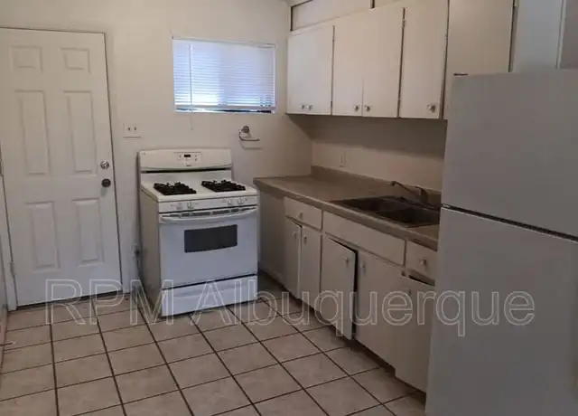 Property at 336 Pennsylvania St NE Unit B, Albuquerque, NM, 87108, 2 beds, 1 bath, [object Object]