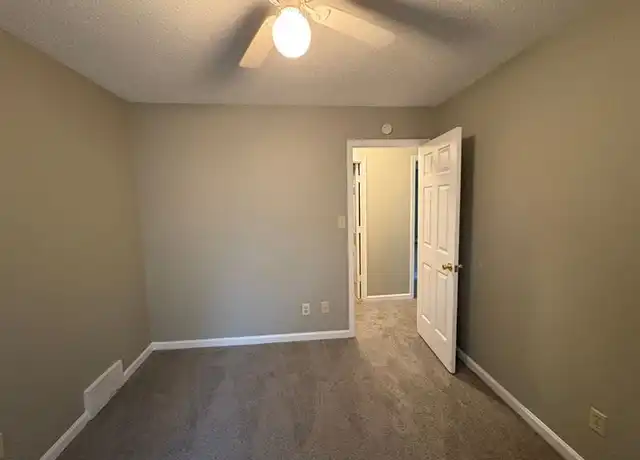 Property at 3824 Kerfield Dr, Memphis, TN, 38128, 3 beds, 2 baths, [object Object]