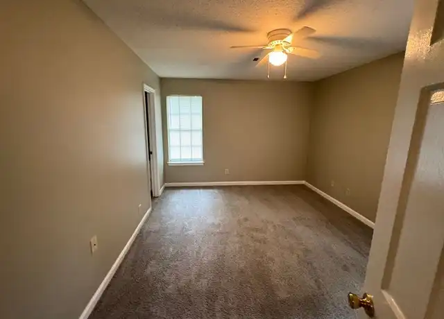 Property at 3824 Kerfield Dr, Memphis, TN, 38128, 3 beds, 2 baths, [object Object]