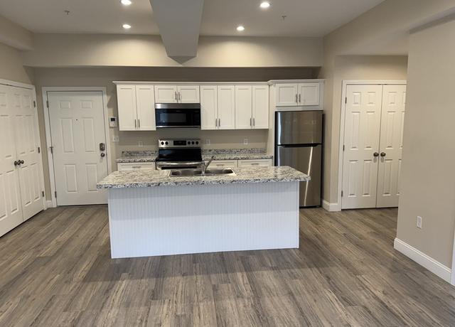 Photo of 275 Broadway Unit 202, Methuen, MA 01844