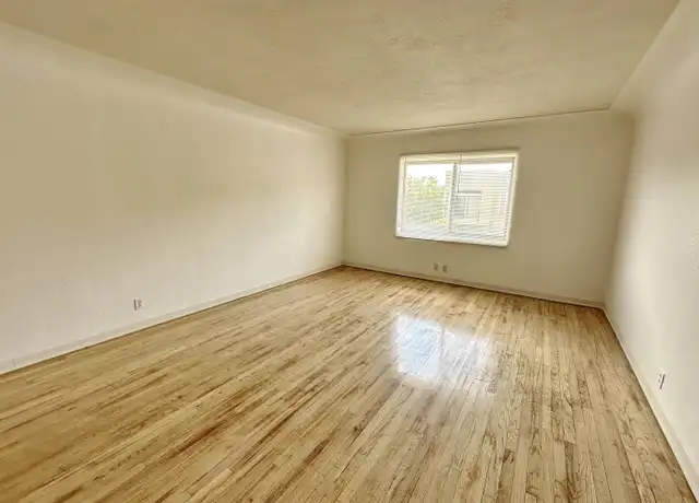 Property at 1209 Doctor Martin Luther King Junior Ave NE Unit 07, Albuquerque, NM, 87106, 1 bed, 1 bath, [object Object]