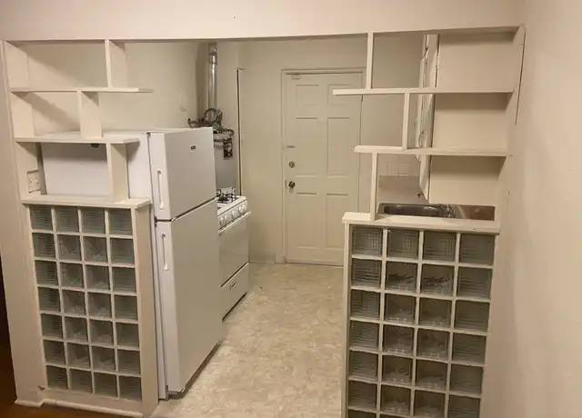 Property at 406 Ridge Pl NE, Albuquerque, NM, 87106, 1 bed, 1 bath, [object Object]