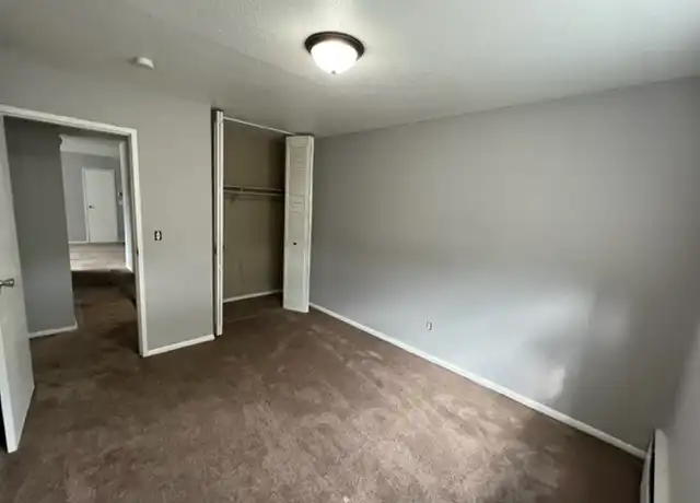 Property at 179 Charles St NE Unit 6, Minneapolis, MN, 55432, 2 beds, 1 bath, [object Object]