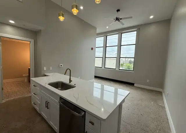 Property at St. Vincent's Apartments - 332 34th St, Newport News, VA, 23607, 1-2 bed, 1 bath, [object Object]