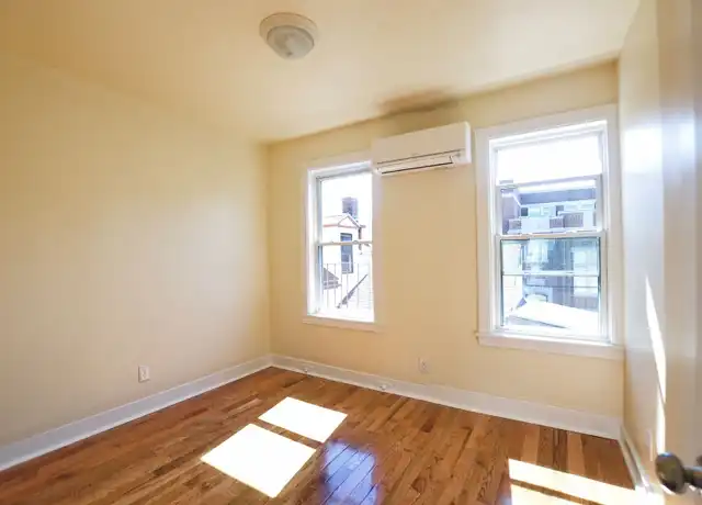 Property at 1 Grimes St, South Boston, MA, 02127, 1 bed, 1 bath, [object Object]