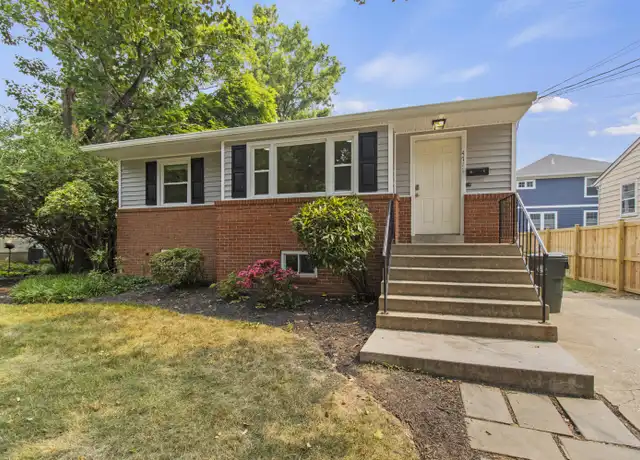 Property at 4711 Norwich Rd, College Park, MD, 20740, 7 beds, 2 baths, [object Object]