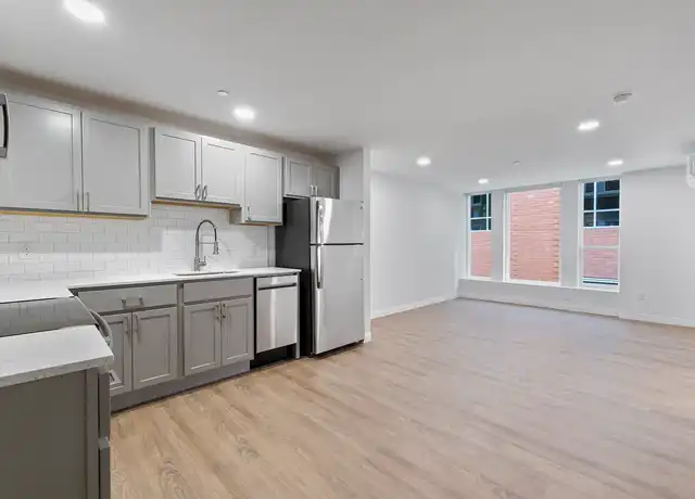 Property at Hamilton Apartments - 627 Hamilton St, Allentown, PA, 18101, 1 bed, 1 bath, [object Object]