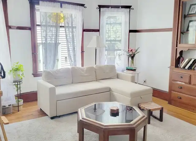 Property at 20 Langley Rd Unit 1, Brighton, MA, 02135, 3 beds, 1 bath, [object Object]