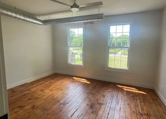 Property at 2608 Stanton Ave, Cincinnati, OH, 45206, 2 beds, 1 bath, [object Object]