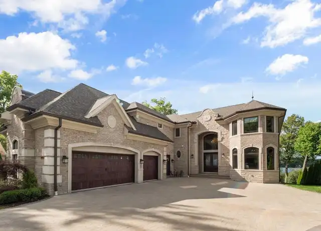 Property at 5820 Lakeview Ave, Orchard Lake, MI, 48323, 4 beds, 5.5 baths, [object Object]