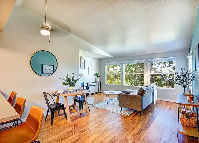 Property at The Lynx Apartments - 1520 W Casino Rd, Everett, WA, 98204, 1-2 bed, 1 bath, [object Object]