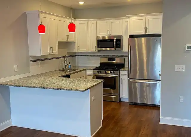 Property at Ridge 275 - 275 Ridge Rd, Wethersfield, CT, 06109, 1-2 bed, 1-2 bath, [object Object]