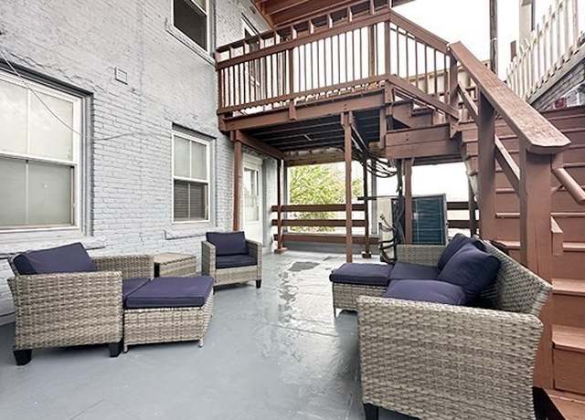 Photo of 278 Cabot St Unit 05, Beverly, MA 01915