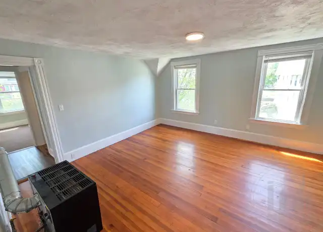 Property at 408 Winter St, Woonsocket, RI, 02895, 2 beds, 1 bath, [object Object]