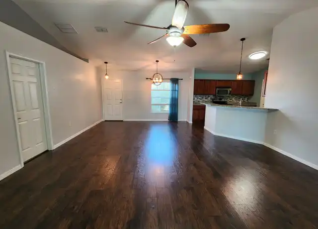 Property at 8380 Colma St, Spring Hill, FL, 34606, 3 beds, 2 baths, [object Object]