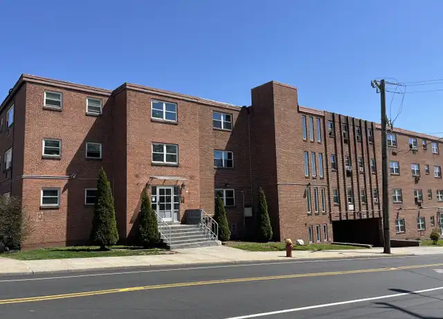 Property at 32 Cook Ave Unit B26, Meriden, CT, 06451, 1 bed, 1 bath, [object Object]